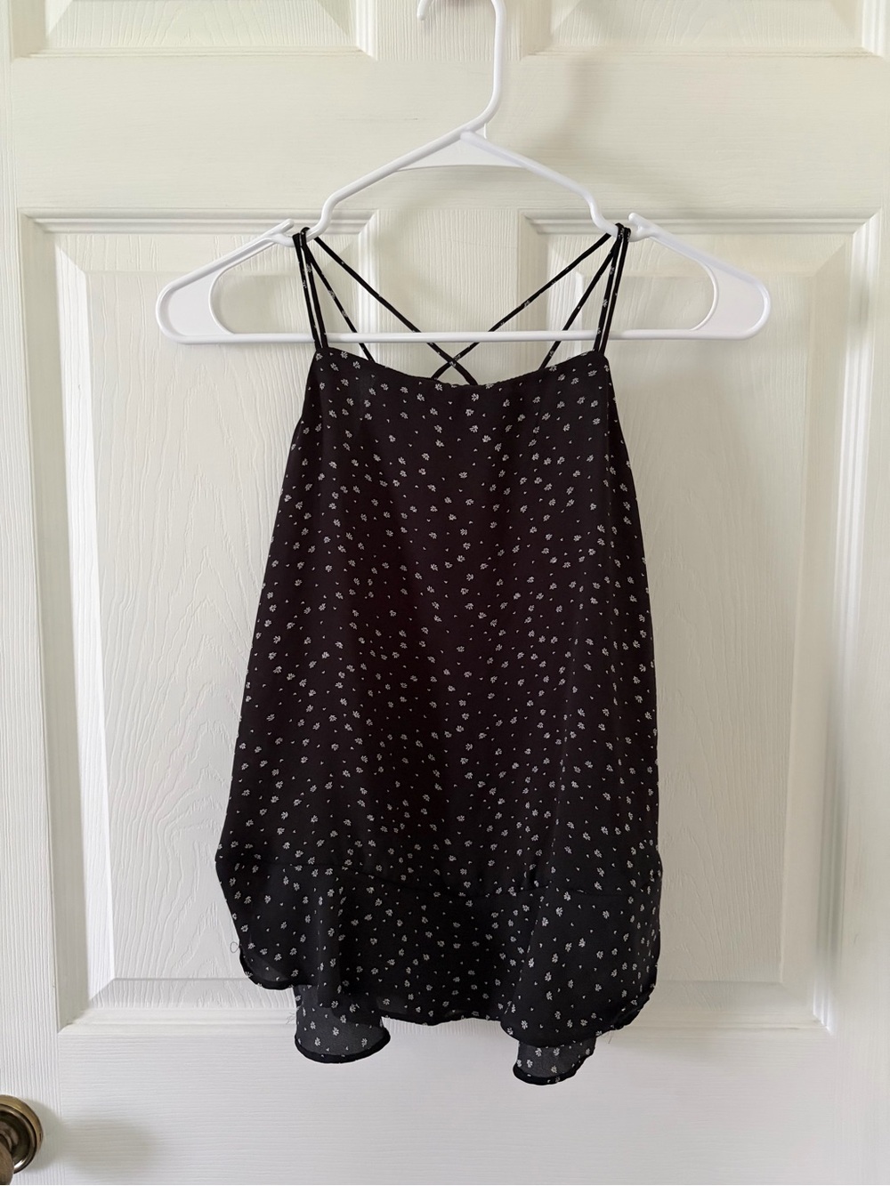 LOFT Black Floral Spaghetti-Strap Women’s Tank Top